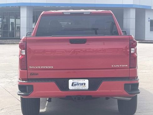 Used 2025 Chevrolet Silverado 1500 Custom RWD image 3