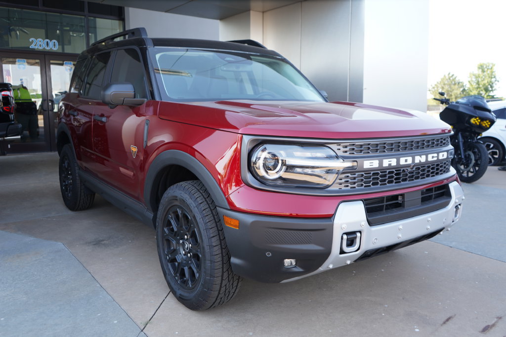 New 2026 Ford Bronco Sport Badlands w/ Badlands Tech Package AWD/4WD image 3