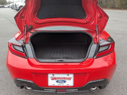 Used 2025 Toyota GR86 Premium image 8