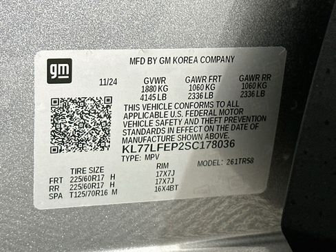 Used 2025 Chevrolet Trax LS FWD image 12