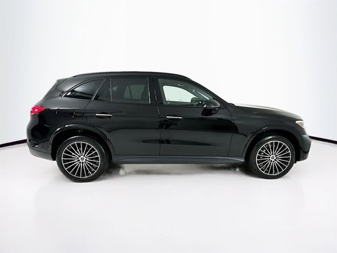 New 2026 Mercedes-Benz GLC 300 image 9