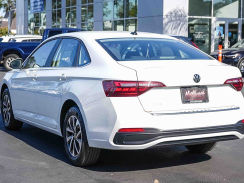 Used 2024 Volkswagen Jetta S FWD image 8