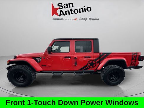 Used 2024 Jeep Gladiator Sport AWD/4WD image 8