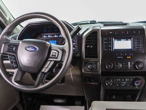 Used 2022 Ford F250 XL w/ Power Equipment Group AWD/4WD image 18