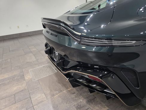 Used 2023 Aston Martin DBX 707 image 8