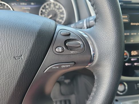 Used 2024 Nissan Murano SV FWD image 22