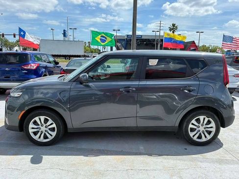 Used 2020 Kia Soul LX image 4