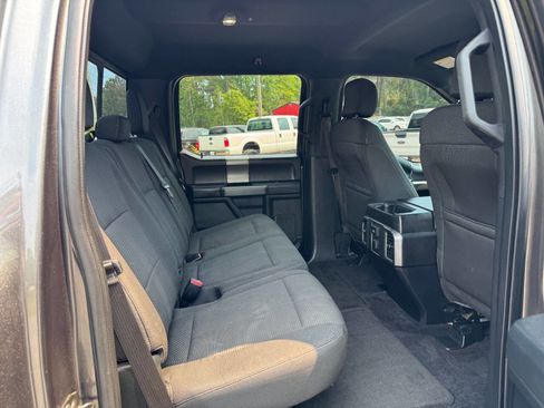 Used 2015 Ford F150 XLT w/ Equipment Group 302A Luxury AWD/4WD image 13