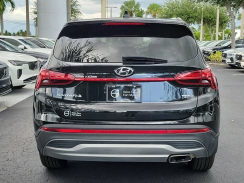 Used 2022 Hyundai Santa Fe SE AWD/4WD image 4