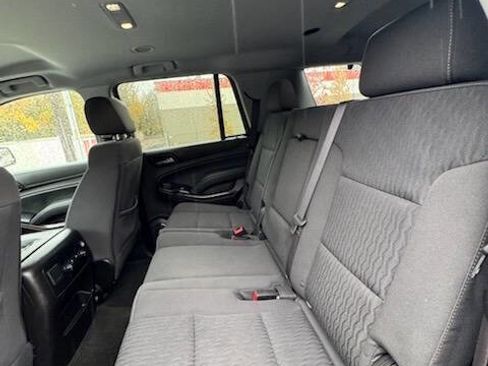 Used 2017 GMC Yukon SLE image 18