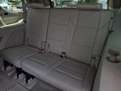 Certified 2025 Cadillac Escalade Sport Platinum w/ LPO, ONYX Package AWD/4WD image 16
