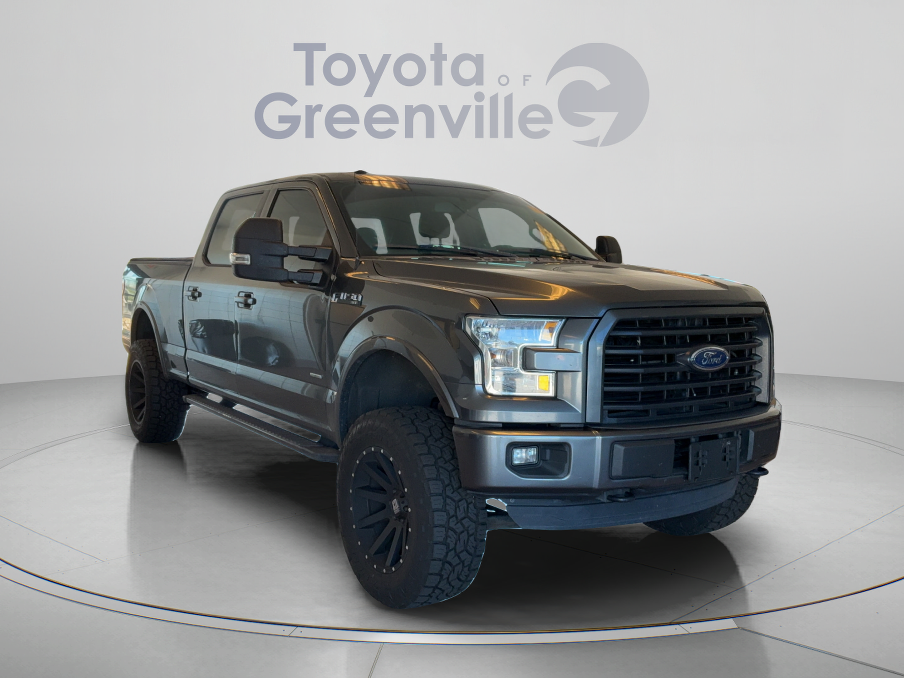 Used 2016 Ford F150 XLT w/ Equipment Group 302A Luxury AWD/4WD image 8