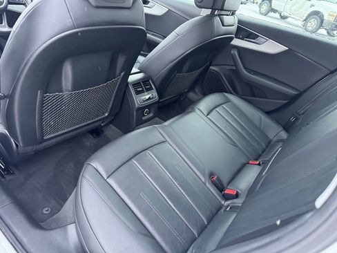 Used 2017 Audi A4 2.0T Premium image 22