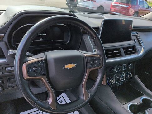 Used 2022 Chevrolet Tahoe High Country w/ Premium Package image 9