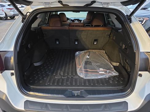 Used 2024 Subaru Outback Touring image 35