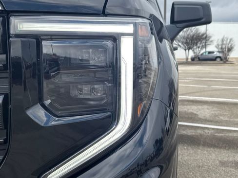 Used 2024 GMC Sierra 1500 Pro w/ Pro Value Package image 11