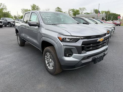 New 2026 Chevrolet Colorado LT w/ LT Convenience Package AWD/4WD image 5