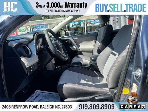 Used 2013 Toyota RAV4 XLE image 12