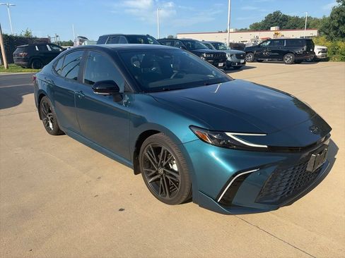 Used 2025 Toyota Camry XSE w/ Premium Plus Package FWD image 5