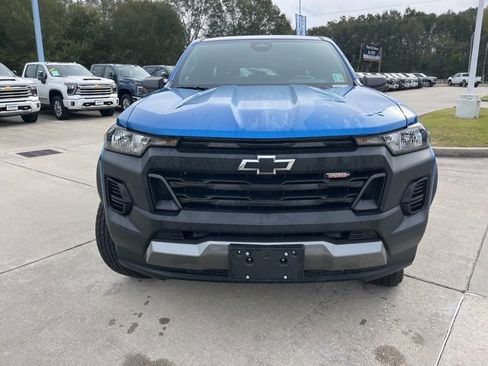 Used 2024 Chevrolet Colorado Trail Boss image 10