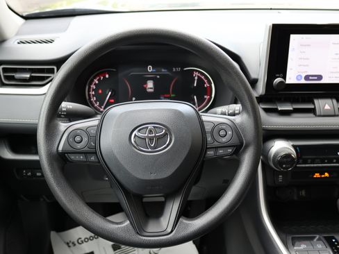 Certified 2025 Toyota RAV4 XLE FWD image 25