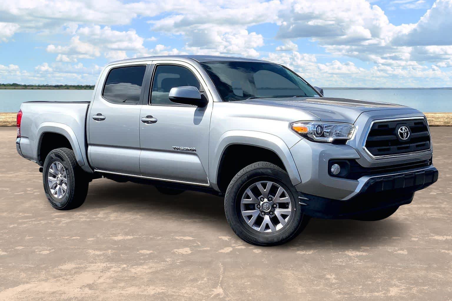 Used 2016 Toyota Tacoma SR5 RWD image 21