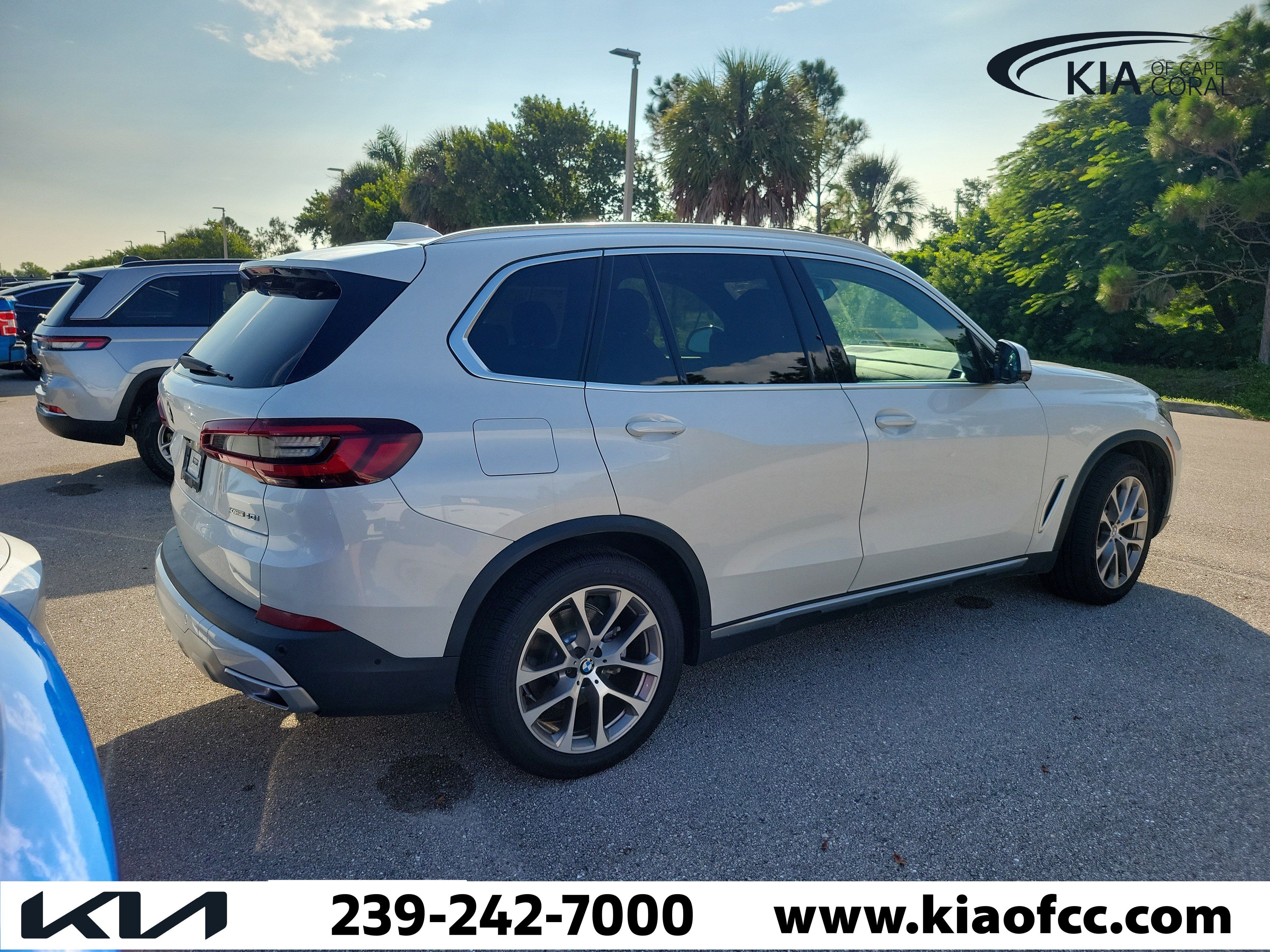 Used 2023 BMW X5 xDrive40i w/ Premium Package AWD/4WD image 6