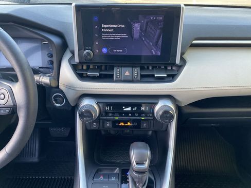 Used 2023 Toyota RAV4 XLE Premium AWD/4WD image 25