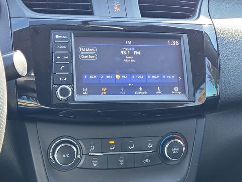 Used 2019 Nissan Sentra S image 25