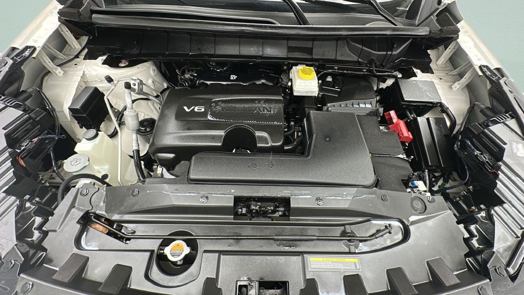 Used 2024 Nissan Pathfinder SL w/ SL Premium Package AWD/4WD image 25