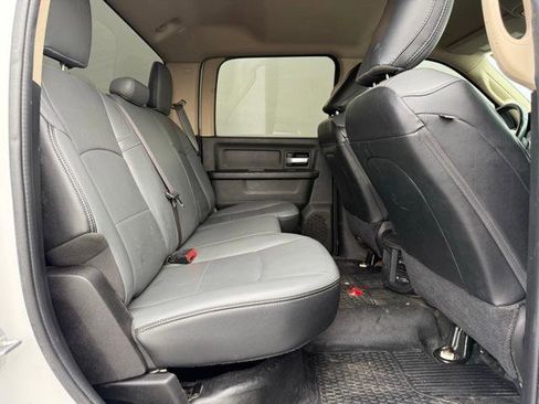 Used 2019 RAM 2500 Tradesman w/ Safety Group image 36