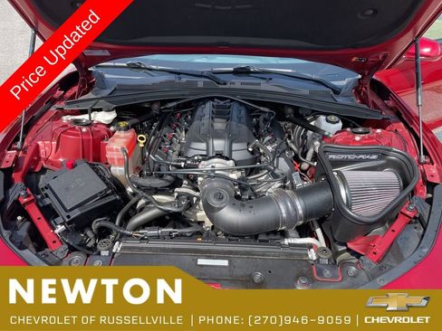 Used 2021 Chevrolet Camaro SS RWD image 43