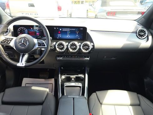 Certified 2025 Mercedes-Benz GLA 250 image 25