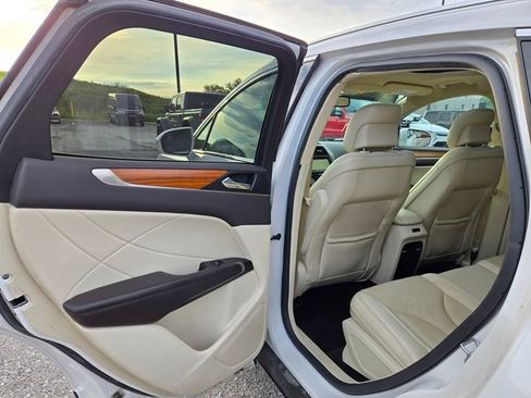 Used 2016 Lincoln MKC Reserve w/ Lincoln MKC Climate Package FWD image 27
