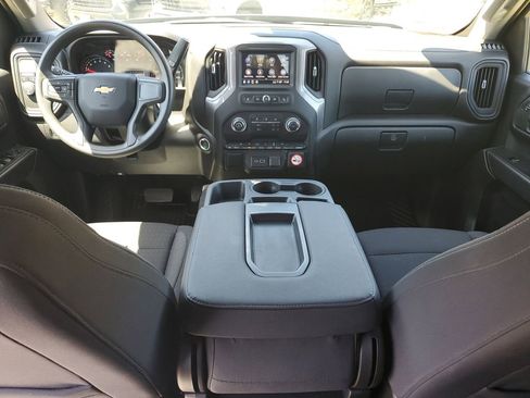 Used 2026 Chevrolet Silverado 1500 Custom w/ Turbomax Blackout Package RWD image 11