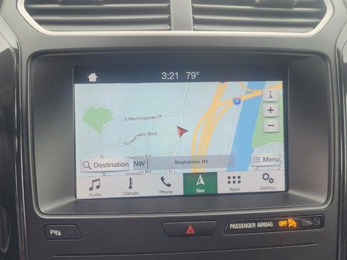 Used 2019 Ford Explorer XLT w/ Equipment Group 202A AWD/4WD image 17