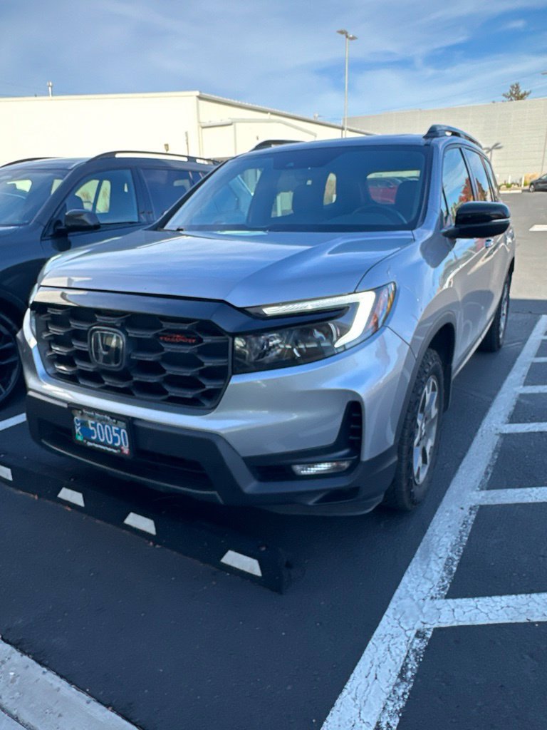Used 2022 Honda Passport TrailSport image 1