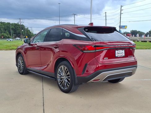 Used 2024 Lexus RX 350 w/ Convenience Package AWD/4WD image 2