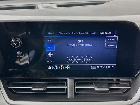 Used 2024 Chevrolet Trax LS FWD image 19