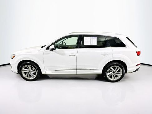 Used 2023 Audi Q7 2.0T Premium w/ Convenience Package AWD/4WD image 4