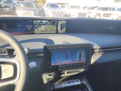 New 2026 Lincoln Nautilus Premier image 33