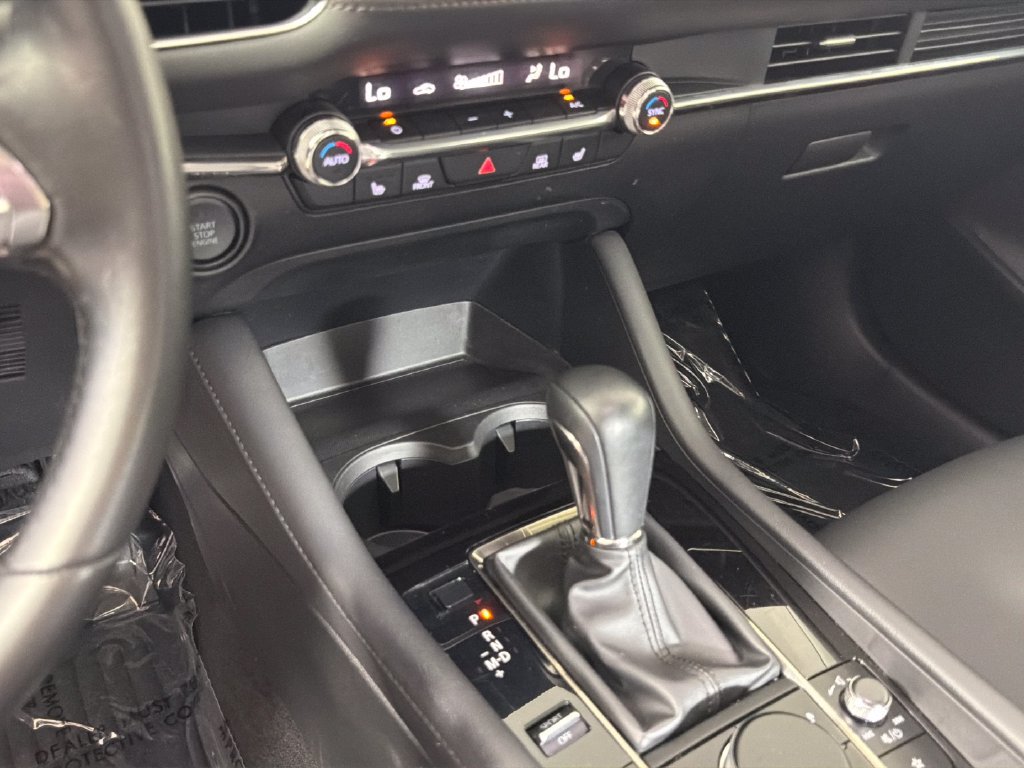 Used 2023 MAZDA MAZDA3 s FWD image 23