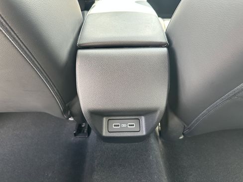 Used 2023 Honda Civic Touring image 32