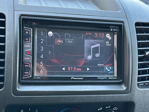 Used 2012 Nissan Pathfinder S RWD image 19