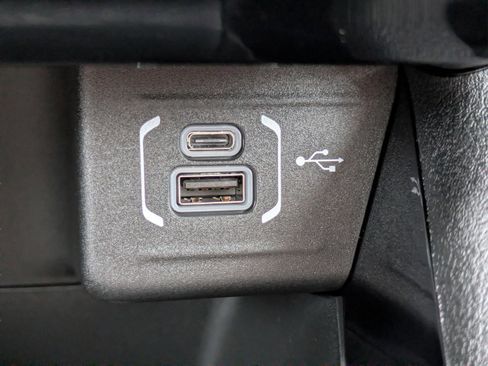 New 2026 Jeep Compass Latitude AWD/4WD image 24