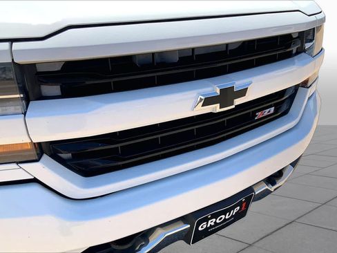 Used 2017 Chevrolet Silverado 1500 LT w/ Texas Edition AWD/4WD image 37