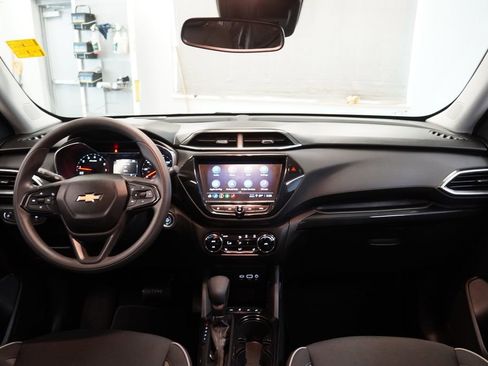 Used 2023 Chevrolet TrailBlazer LT w/ Convenience Package FWD image 18