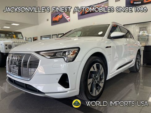 Used 2023 Audi e-tron Premium Plus w/ Premium Plus Package AWD/4WD image 1