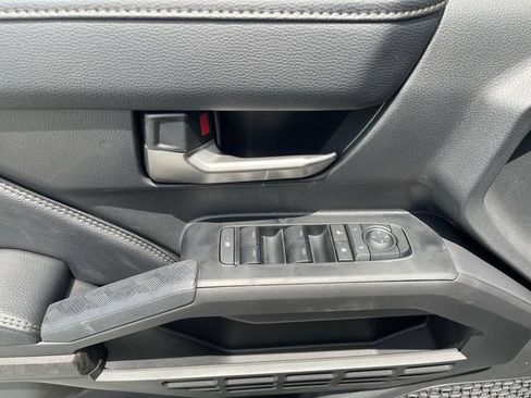 New 2026 Toyota Tacoma Limited AWD/4WD image 12
