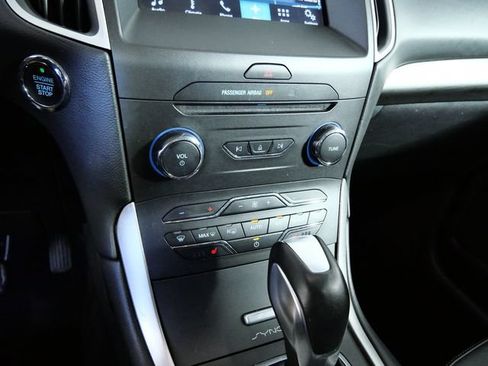 Used 2016 Ford Edge SEL w/ Equipment Group 201A AWD/4WD image 22
